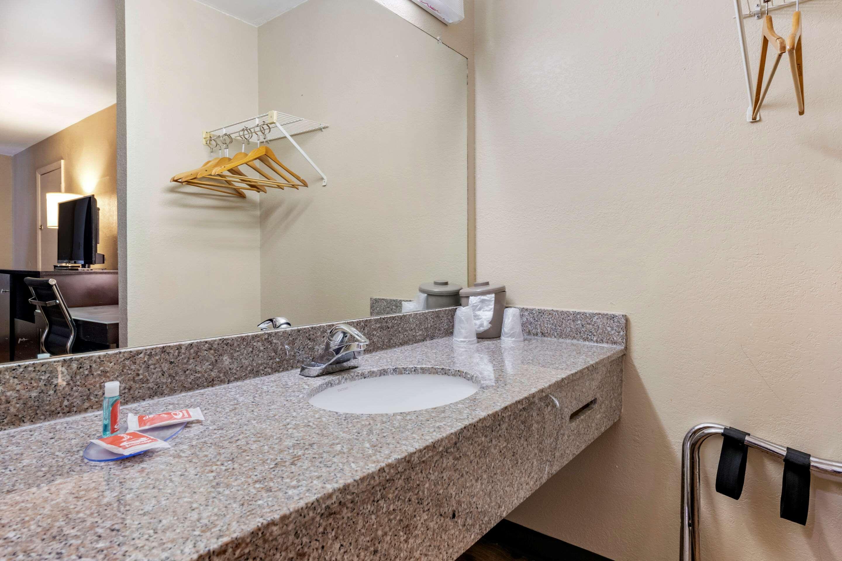 Econo Lodge Sebring Avon Park Ngoại thất bức ảnh