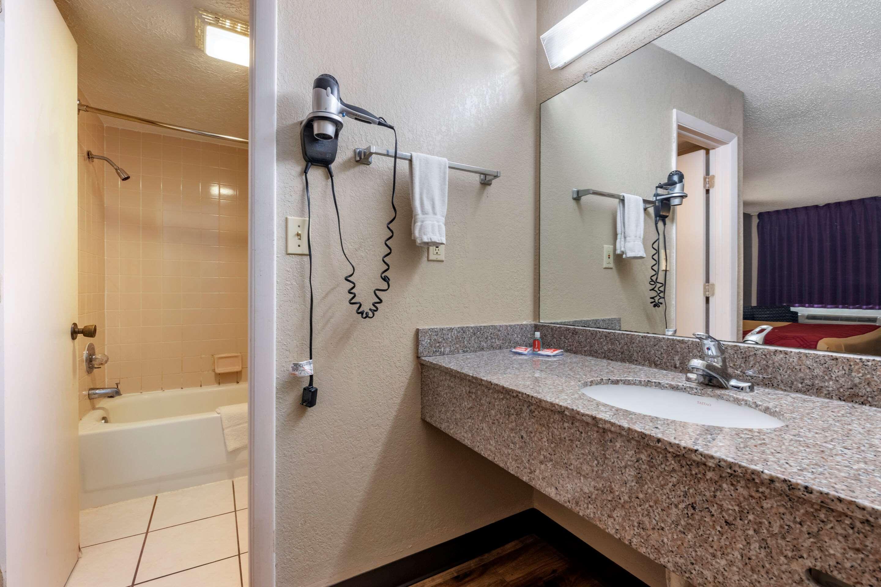 Econo Lodge Sebring Avon Park Ngoại thất bức ảnh